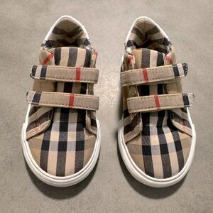 Baby Burberry Mini Markham Check Velcro Sneakers Great Condition Size 21